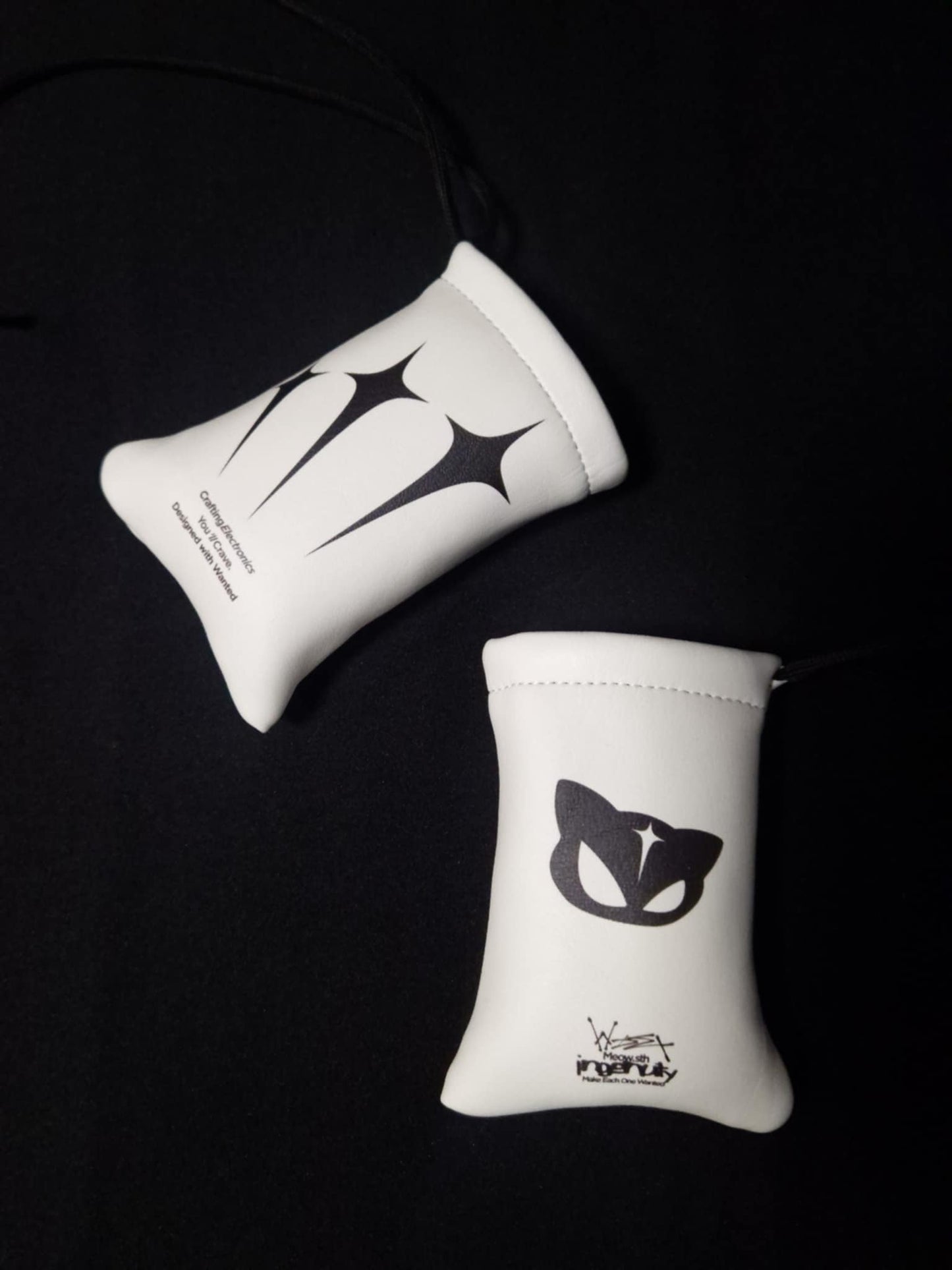 Pouch Meow – Claw Strike – Dual Soul