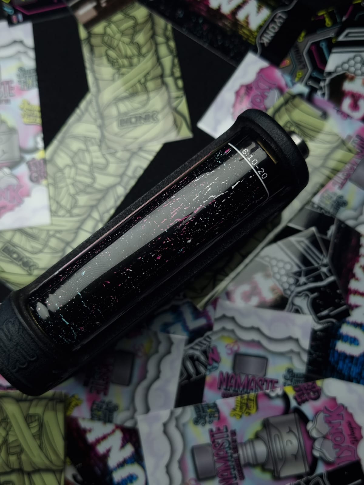 UNKWN - GLITCH WRAPS