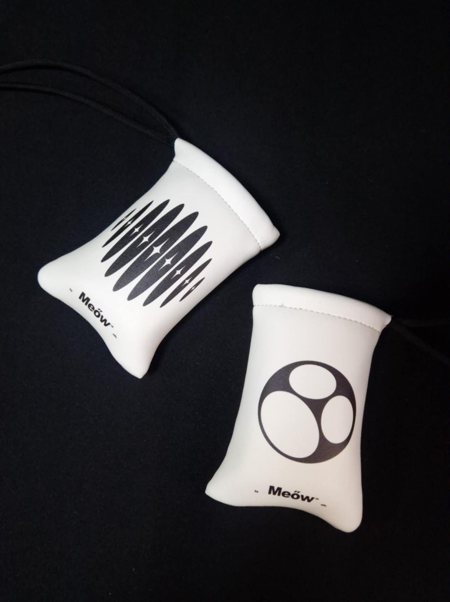 Pouch Meow – Pulse Wave – White Edition