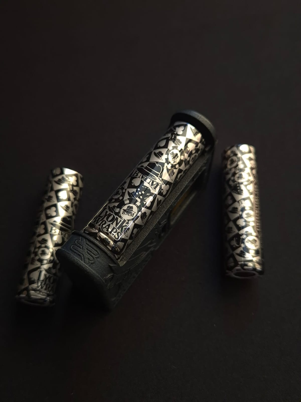 Pack Black Jack 18650 / 8 wraps in the package
