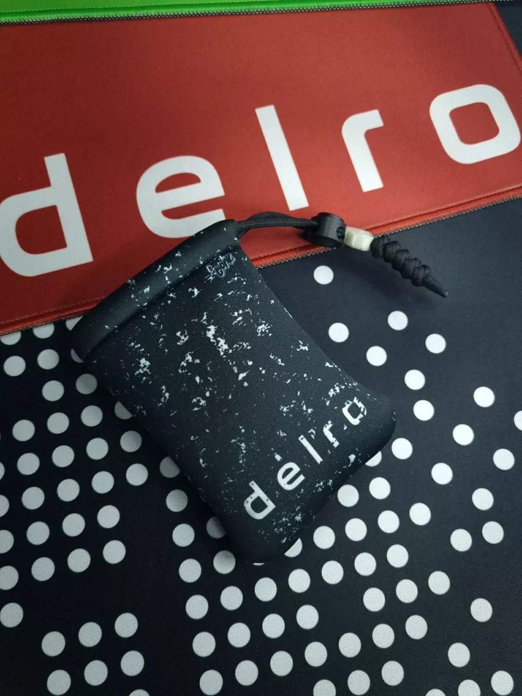 Delro - DELRO BLACK SPLATS