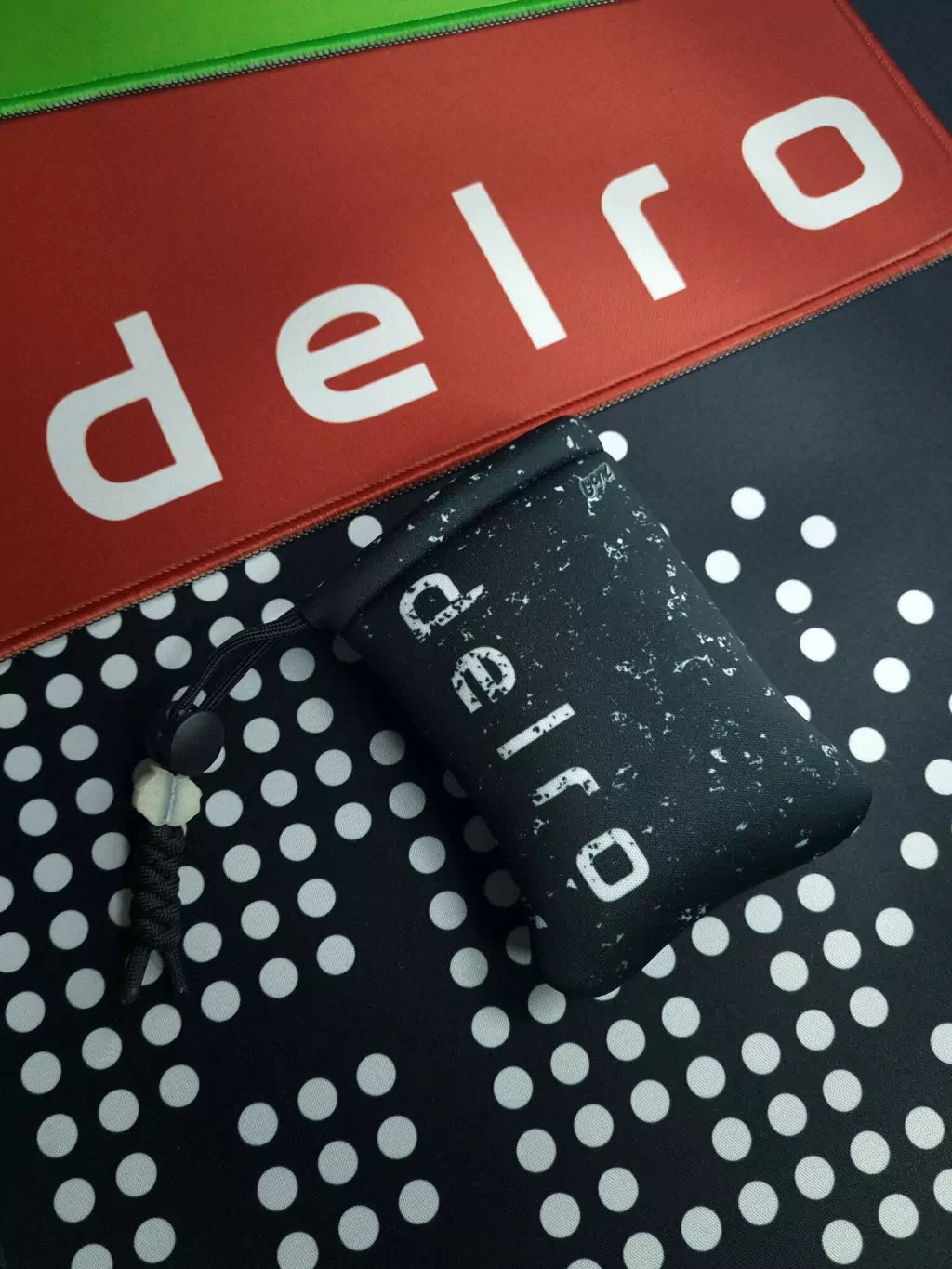 Delro - DELRO BLACK SPLATS