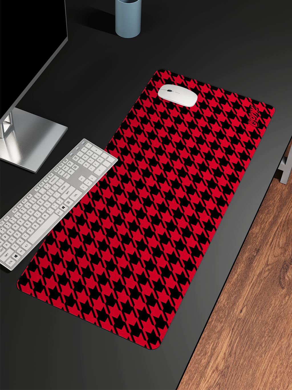 Buildmat - Houndstooth - Red Stardust