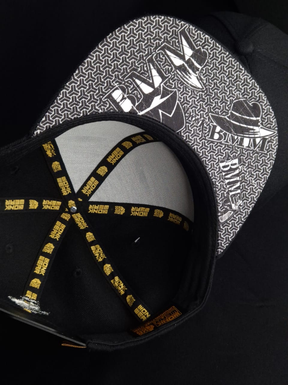 Snapback Minimalist Embroidery Black