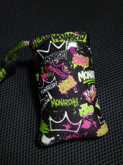 MONARCHY - POUCH - Urban Crowns Black