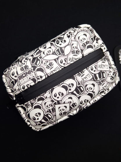 Ready to ship - Weekender - Stickerbomb Wick´D