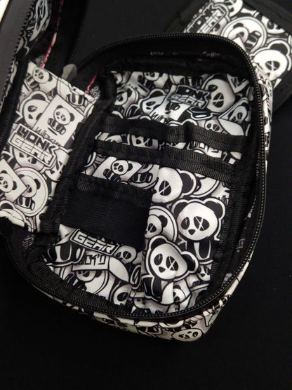 Ready to ship - Weekender - Stickerbomb Wick´D