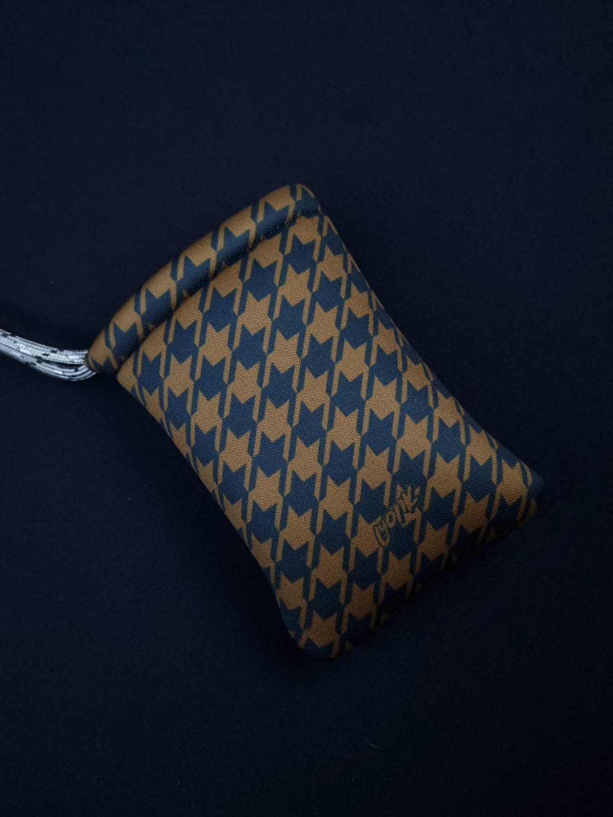 Pouch - Houndstooth - Coffee Stardust