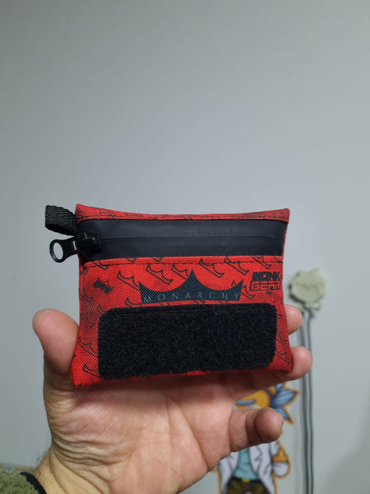 WALLET CARD EDC -  Monarchy Crowns Red